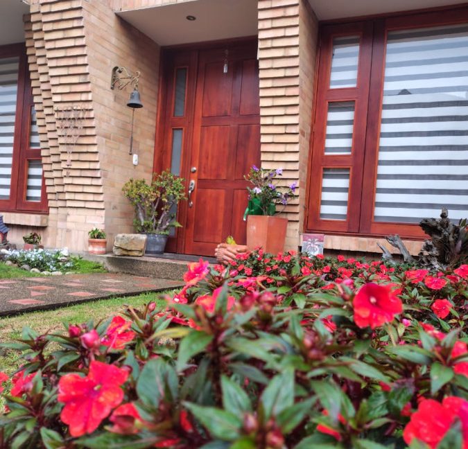 Casa esquinera Chía (3)